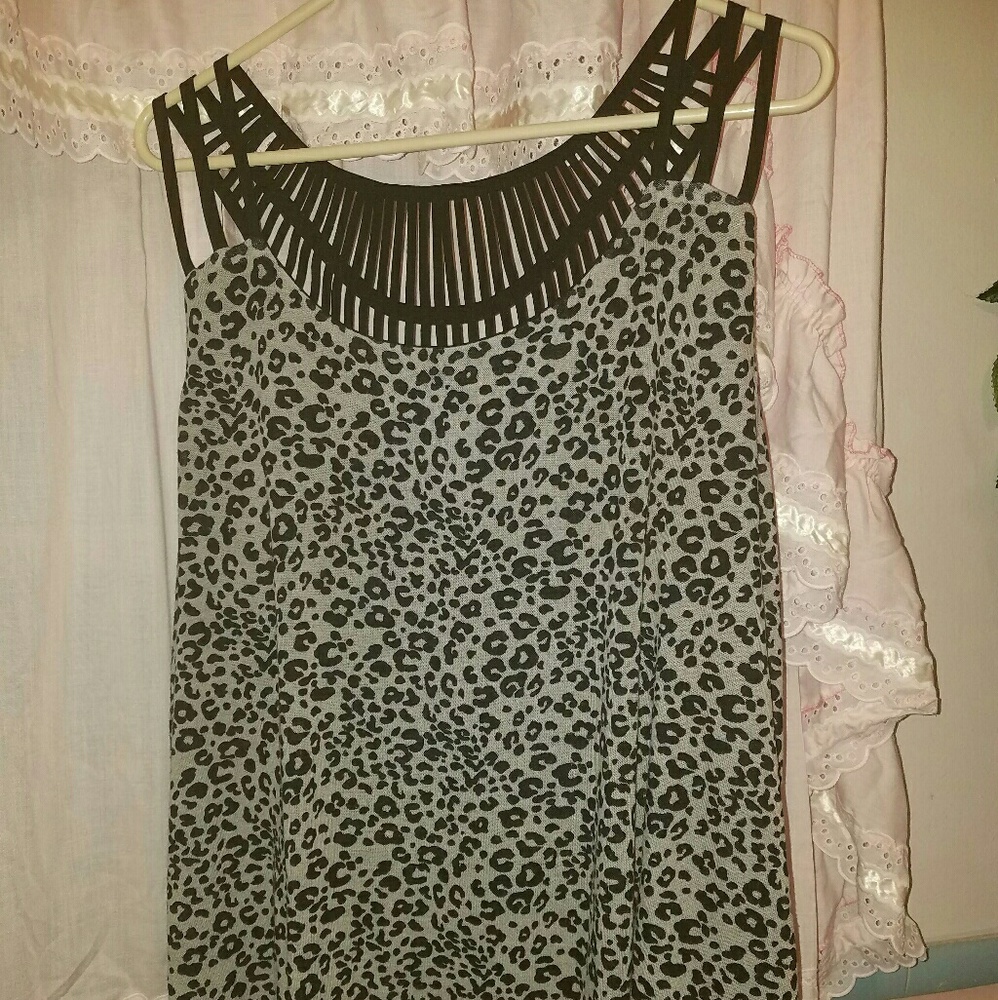 Maurices size 3 super sexy leopard tank top